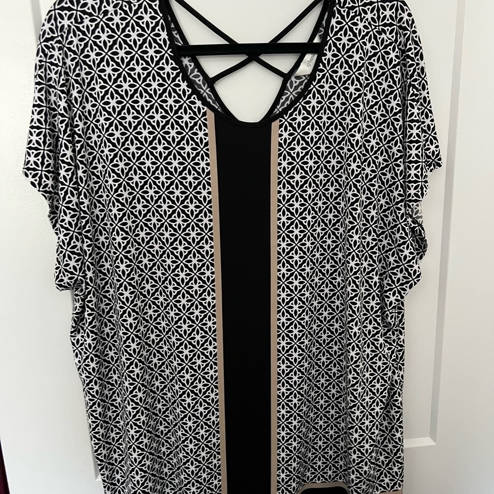 CJ Banks Black and White Patterned Blouse